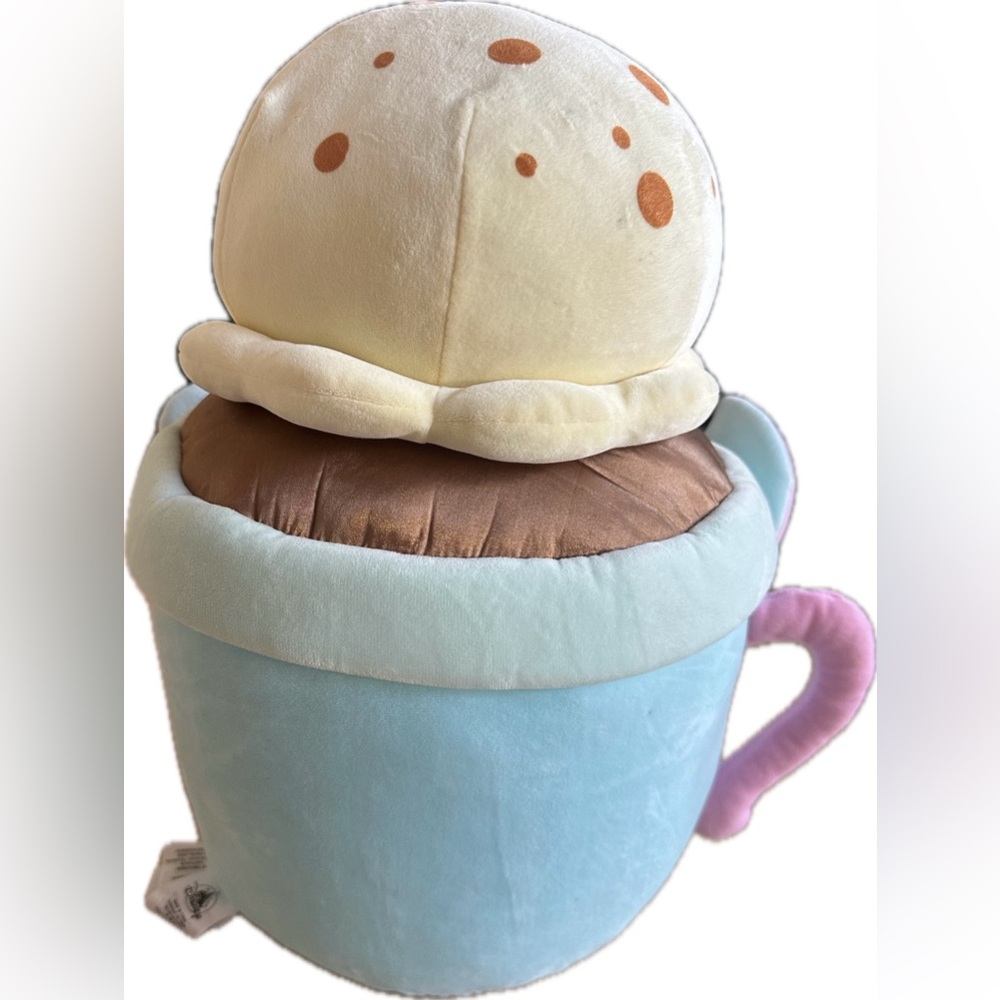Disney Munchlings Remy Hot Cocoa Stuffy - Picture 2 of 6
